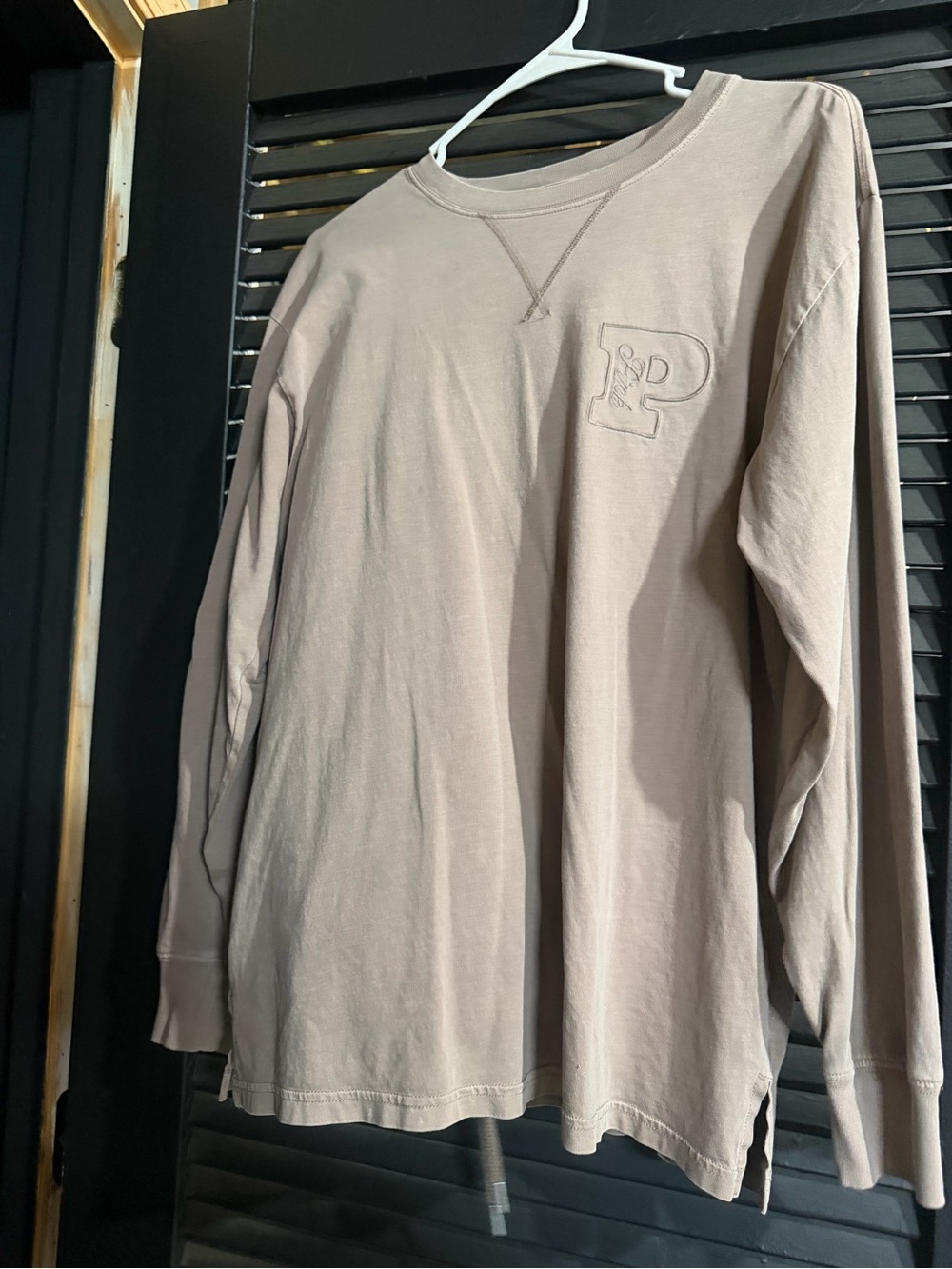 PINK Victoria's Secret Long-Sleeve Tee in Taupe with matching pants